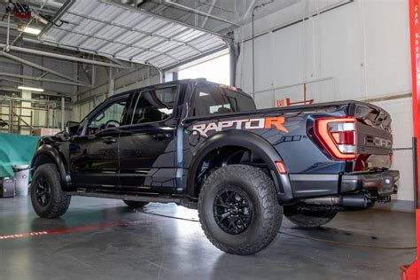 compare ford raptor 2023 with other trucks